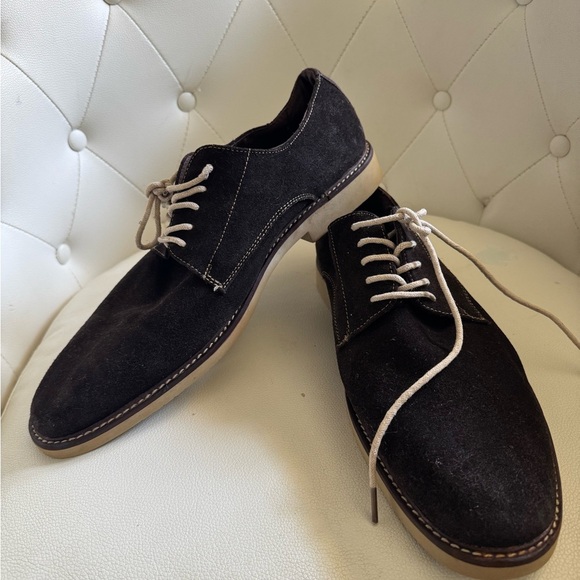 Brown and Tan Oxfords with Classic Lacing and Comfortable Fit - Picture 1 of 9